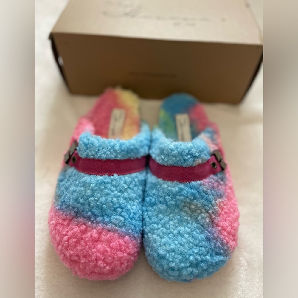 Vintage Havana‎ Rainbow Tie Dye Sherpa Hard Bottom Clogs